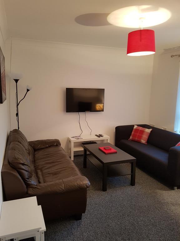 Bathgate Contractor And Business Apartment エクステリア 写真